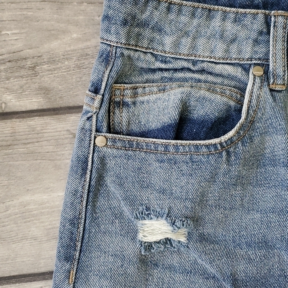 NWT Francesca's Harper Distressed Denim Skirt Sz Med - Picture 2 of 6